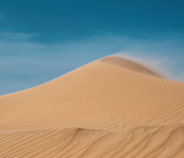 a-sandy-hill-under-the-sky-in-a-desert-2026-01-11-10-10-53-utc